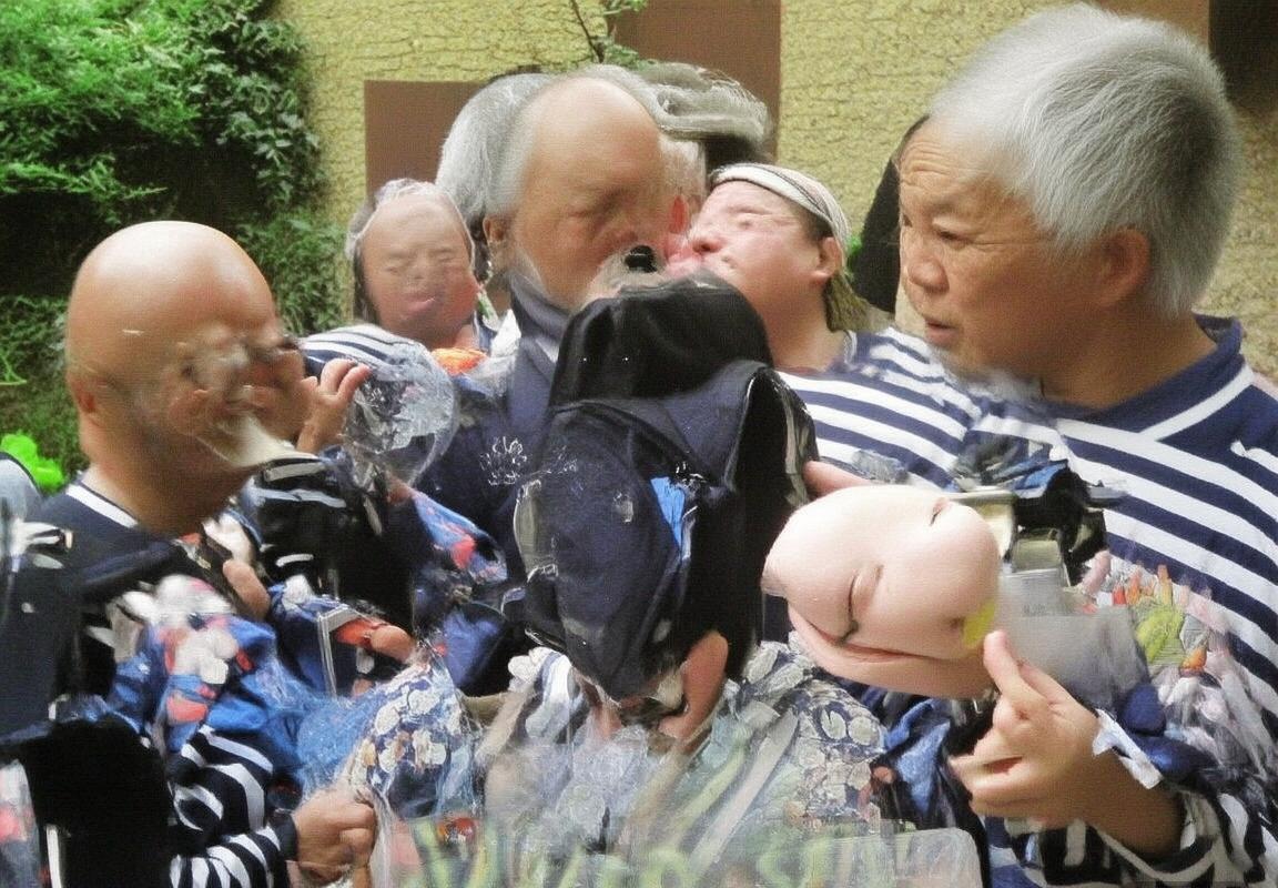 巴塞罗那vs利物浦巅峰对决：战术对决与精彩瞬间回顾(图1)